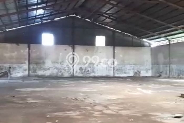 LOKASI STRATEGIS! Gudang Kawasan Banyuputih, Luas 1471m², Area Ramai, Ready Bisnis LOKASI STRATEGIS! Gudang Kawasan Banyuputih, Luas 1471m², Area Ramai, Ready Bisnis