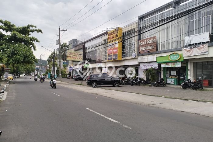 Ruko Bagus Dijual LB 70m2 Lokasi Strategis Semarang Area Cocok untuk Bisnis Ruko Bagus Dijual LB 70m2 Lokasi Strategis Semarang Area Cocok untuk Bisnis
