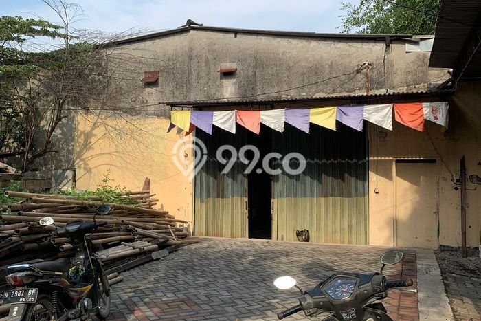 PELUANG EMAS! Gudang Kawasan Genuk, Luas 200m2m², Pusat Komersial PELUANG EMAS! Gudang Kawasan Genuk, Luas 200m2m², Pusat Komersial