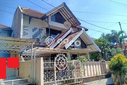 Rumah Mewah Siap Huni LT 205m2 di Banyumanik, Semarang Rumah Mewah Siap Huni LT 205m2 di Banyumanik, Semarang