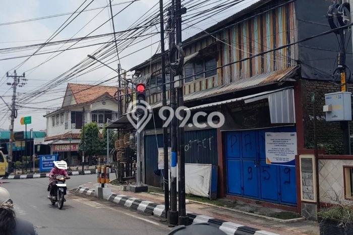 Ruko di Ungaran, Luas 205m², Pusat Bisnis, Posisi Premium Ruko di Ungaran, Luas 205m², Pusat Bisnis, Posisi Premium