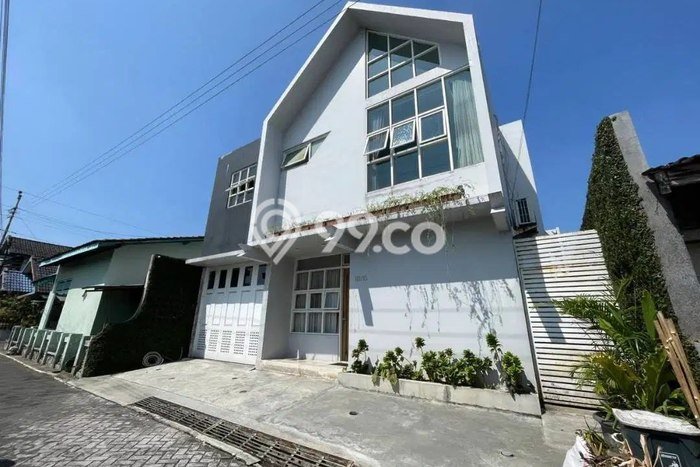 Dijual Rumah Premium dengan Fasilitas Sekitar Lengkap di Mlati, Sleman Dijual Rumah Premium dengan Fasilitas Sekitar Lengkap di Mlati, Sleman
