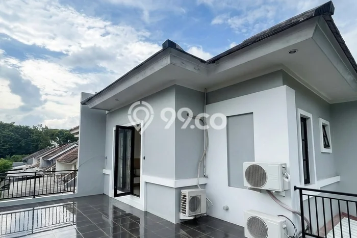 Rumah sewa siap pakai 3 Kamar Tidur di Kota Wisata, Jakarta Timur Rumah sewa siap pakai 3 Kamar Tidur di Kota Wisata, Jakarta Timur