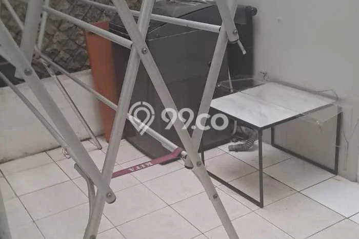 Disewakan! Rumah 3 Kamar Tidur &
3 Kamar Mandi di Kota Wisata, Jakarta Timur Disewakan! Rumah 3 Kamar Tidur &
3 Kamar Mandi di Kota Wisata, Jakarta Timur