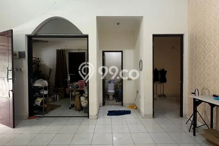 Rumah Modern 2 KT di Legenda Wisata Jakarta Timur Unfurnished Rumah Modern 2 KT di Legenda Wisata Jakarta Timur Unfurnished