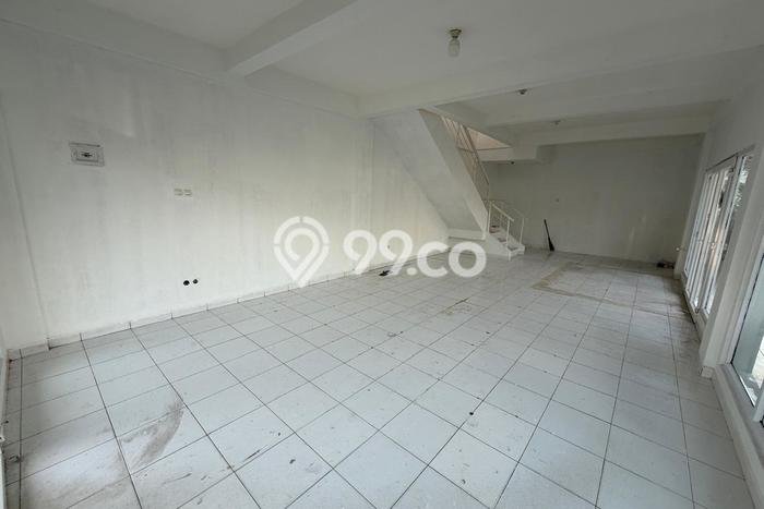 Disewakan Ruko di Kawasan Ramai Kota Wisata Luas 161m2 Disewakan Ruko di Kawasan Ramai Kota Wisata Luas 161m2