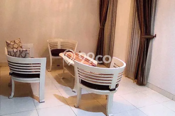 Disewakan! Rumah 3 Kamar Tidur &
3 Kamar Mandi di Raffles Hills, Jakarta Timur Disewakan! Rumah 3 Kamar Tidur &
3 Kamar Mandi di Raffles Hills, Jakarta Timur