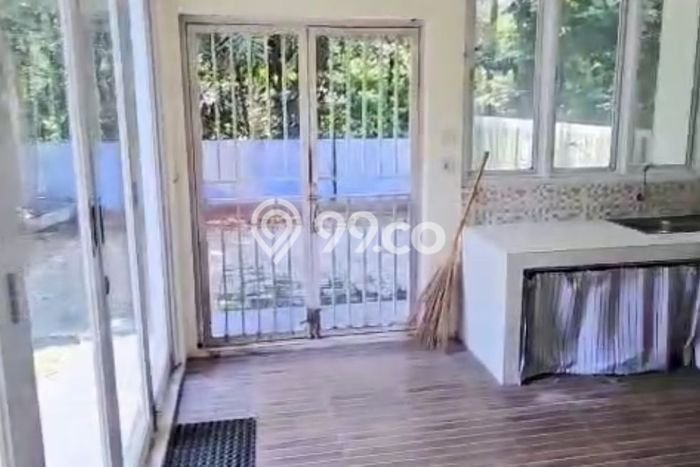 Sewa Rumah Murah di Legenda Wisata Jakarta Timur dengan 3 KT Sewa Rumah Murah di Legenda Wisata Jakarta Timur dengan 3 KT