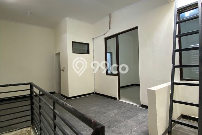 Rumah sewa siap huni 3 Kamar Tidur di Legenda Wisata, Jakarta Timur Rumah sewa siap huni 3 Kamar Tidur di Legenda Wisata, Jakarta Timur