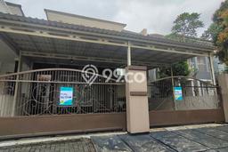 Jarang Ada! Rumah Sewa 3 Kamar Bagus Siap Huni Kota Wisata Jarang Ada! Rumah Sewa 3 Kamar Bagus Siap Huni Kota Wisata