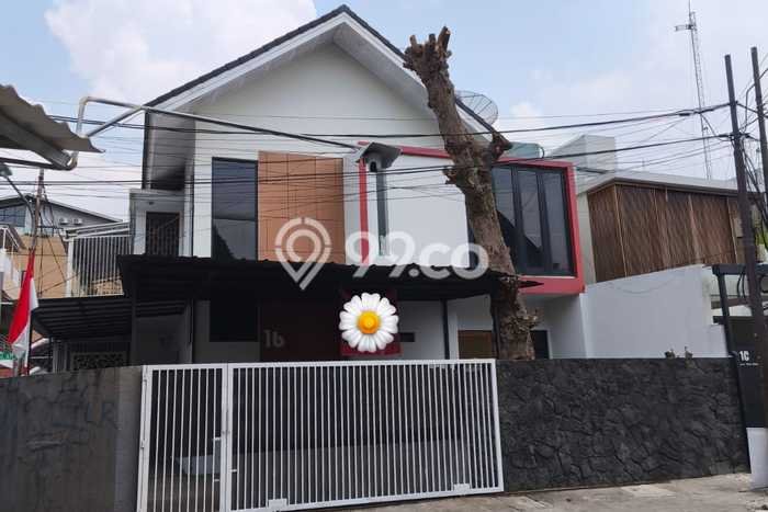 Disewakan Cepat Rumah Kondisi Baik di Kawasan Tebet, Jakarta Selatan Disewakan Cepat Rumah Kondisi Baik di Kawasan Tebet, Jakarta Selatan