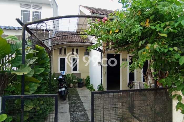 Dijual Rumah 2 Kamar Lokasi Ideal Bagus dan Strategis di Duren Sawit Dijual Rumah 2 Kamar Lokasi Ideal Bagus dan Strategis di Duren Sawit