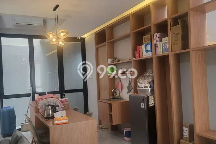 Jual Rumah Eksklusif 3 KT di Grand Wisata, Bekasi Jual Rumah Eksklusif 3 KT di Grand Wisata, Bekasi