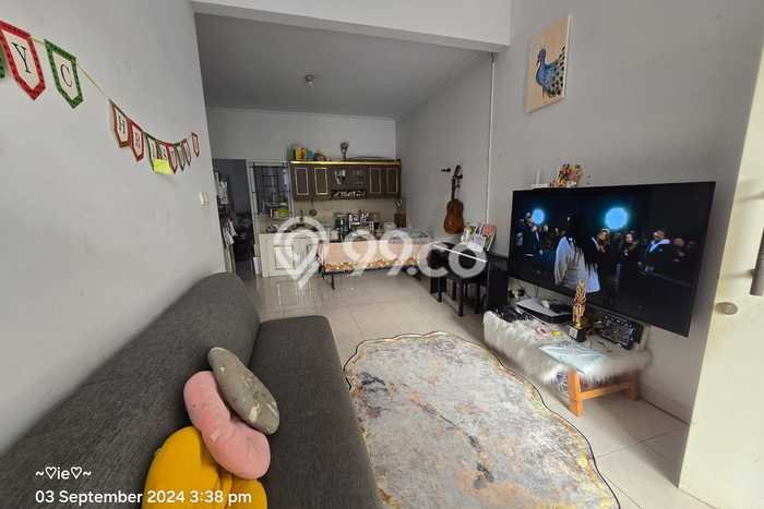 Dijual Hunian Rumah Terawat 3 Kamar di Grand Wisata, Bekasi Dijual Hunian Rumah Terawat 3 Kamar di Grand Wisata, Bekasi