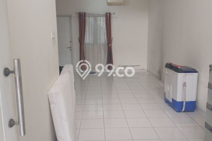 Dijual Hunian Rumah Terawat 3 KT di Grand Wisata, Bekasi Dijual Hunian Rumah Terawat 3 KT di Grand Wisata, Bekasi