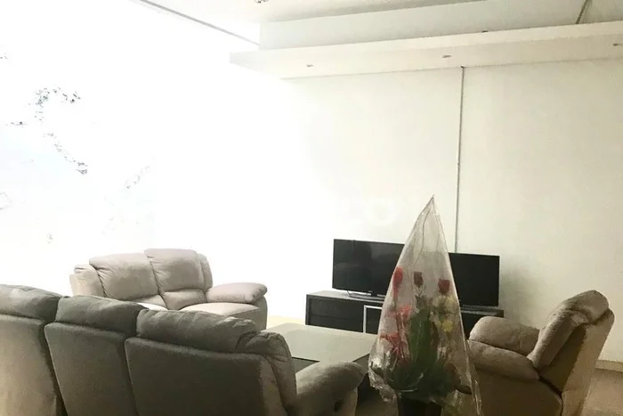 FOR RENT! Ruko di Burangrang Cocok untuk Bisnis 600m2 FOR RENT! Ruko di Burangrang Cocok untuk Bisnis 600m2