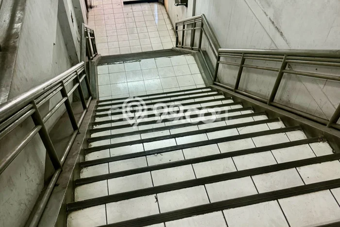Unit Kantor Tersedia di Sumurbandung Spesifikasi LB 1654m2 Unit Kantor Tersedia di Sumurbandung Spesifikasi LB 1654m2