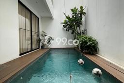 Rumah Elit Modern Siap Huni di Pondok Indah Jakarta Selatan Rumah Elit Modern Siap Huni di Pondok Indah Jakarta Selatan