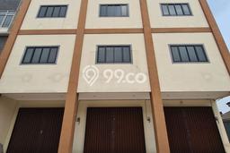 Ruko Bagus Dijual LB 81m2 Lokasi Strategis Jakarta Selatan Area Cocok untuk Berbisnis Ruko Bagus Dijual LB 81m2 Lokasi Strategis Jakarta Selatan Area Cocok untuk Berbisnis