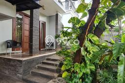Jual Rumah Mewah Elegan Dengan View Cantik di Lebak Bulus, Jakarta Selatan Jual Rumah Mewah Elegan Dengan View Cantik di Lebak Bulus, Jakarta Selatan