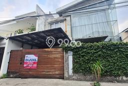 Hunian Mewah LB 250m2 Siap Pakai Desain Elegan di Radio Dalam, Jakarta Selatan Hunian Mewah LB 250m2 Siap Pakai Desain Elegan di Radio Dalam, Jakarta Selatan