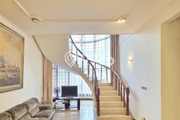 Dijual Rumah Luas Megah Dengan View Eksklusif di Pondok Indah, Jakarta Selatan Dijual Rumah Luas Megah Dengan View Eksklusif di Pondok Indah, Jakarta Selatan