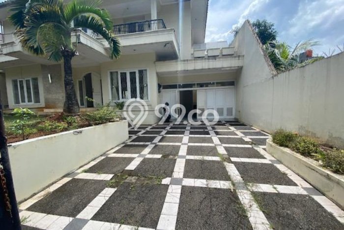Komersial Lokasi Strategis di , Luas 450m2m², Mainroad Komersial Lokasi Strategis di , Luas 450m2m², Mainroad