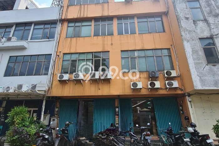 Ruko Favorit Dijual di Ciputat Tangerang Selatan Area Pusat Bisnis Ruko Favorit Dijual di Ciputat Tangerang Selatan Area Pusat Bisnis