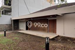 Siap Huni Rumah Mewah 3 Kamar di Kebayoran Baru Dekat ke Mana Saja Siap Huni Rumah Mewah 3 Kamar di Kebayoran Baru Dekat ke Mana Saja