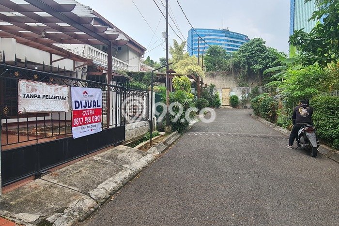 Dijual Tanah di Jakarta Selatan, Luas 184m2 SHM Dijual Tanah di Jakarta Selatan, Luas 184m2 SHM