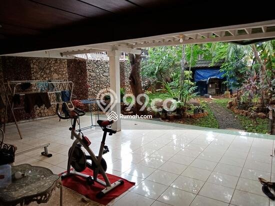 Ready to Use! Premium House LT 2300m2 Desain Elegan di Mampang Ready to Use! Premium House LT 2300m2 Desain Elegan di Mampang