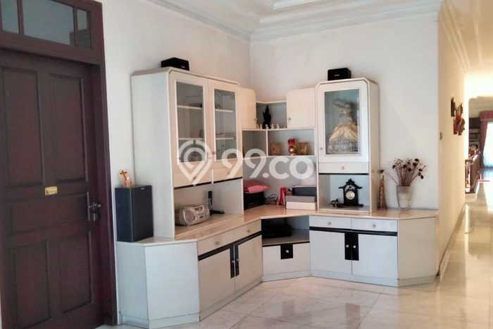 Dijual Hunian Mewah dengan Fasilitas Sekitar Komplit di Menteng, Jakarta Pusat Dijual Hunian Mewah dengan Fasilitas Sekitar Komplit di Menteng, Jakarta Pusat