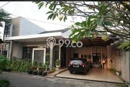 Ready to Use! Luxury House LT 280m2 Desain Elegan di Menteng Dalam Ready to Use! Luxury House LT 280m2 Desain Elegan di Menteng Dalam