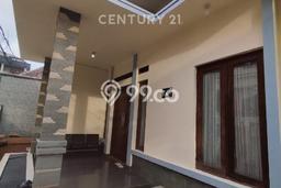 Dijual Rumah Premium dengan Fasilitas Sekitar Lengkap di Cipayung, Jakarta Timur Dijual Rumah Premium dengan Fasilitas Sekitar Lengkap di Cipayung, Jakarta Timur