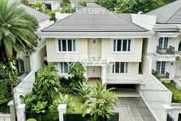 Disewakan Rumah Strategis di Pondok Indah LT 422m2 / LB 650m2 Siap Huni Disewakan Rumah Strategis di Pondok Indah LT 422m2 / LB 650m2 Siap Huni