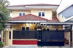 Disewakan Rumah Harga Terjangkau di Sektor 9-Bintaro Tangerang Selatan Punya 4 KT Disewakan Rumah Harga Terjangkau di Sektor 9-Bintaro Tangerang Selatan Punya 4 KT