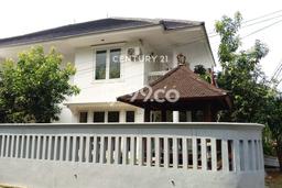 Rumah Disewakan Jakarta Selatan LT 272m2 LB 300m2 Kawasan Pondok Indah Rumah Disewakan Jakarta Selatan LT 272m2 LB 300m2 Kawasan Pondok Indah