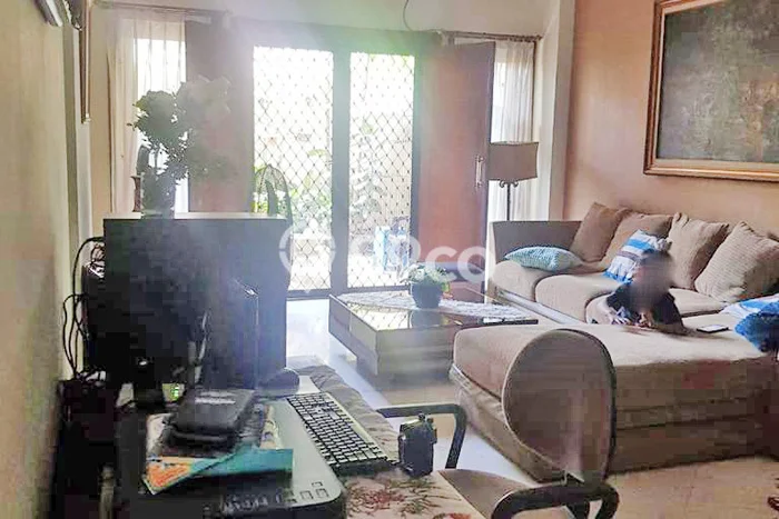 Rumah Luxury Modern Tanpa Renovasi di Bendungan Hilir Jakarta Pusat Rumah Luxury Modern Tanpa Renovasi di Bendungan Hilir Jakarta Pusat