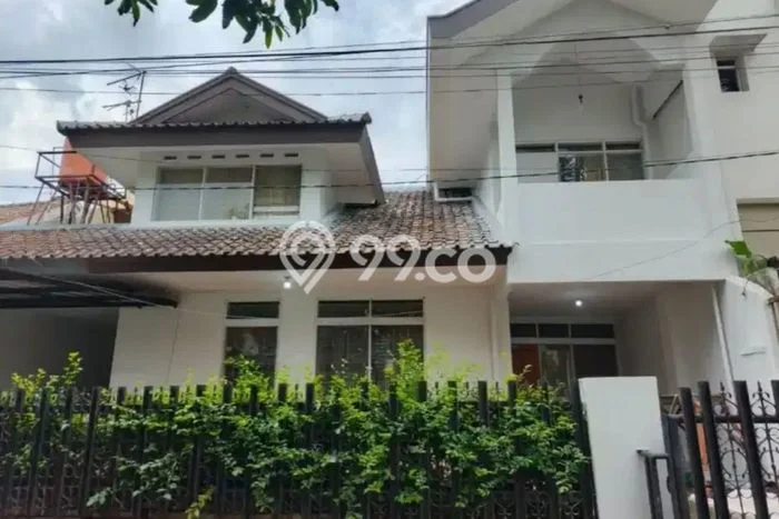 Rumah Elit Modern Tanpa Renovasi di Cipaganti Bandung Rumah Elit Modern Tanpa Renovasi di Cipaganti Bandung
