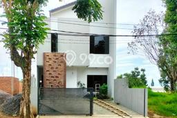 Rumah Elit Modern Tanpa Renovasi di Setiabudi Bandung Rumah Elit Modern Tanpa Renovasi di Setiabudi Bandung