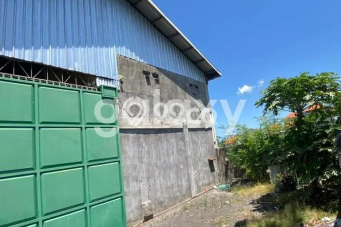 Unit Gudang Tersedia di Pemecutan Kelod Spesifikasi LB 457m2 Unit Gudang Tersedia di Pemecutan Kelod Spesifikasi LB 457m2