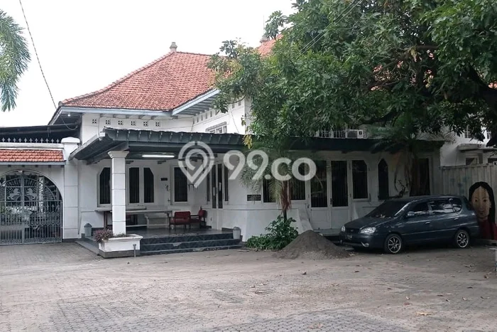Hunian Ideal dengan LT 1401m2 & LB 217m2 Dikontrakkan di Dr Sutomo Hunian Ideal dengan LT 1401m2 & LB 217m2 Dikontrakkan di Dr Sutomo