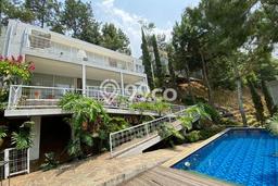 Dijual Rumah Luas Elegan Dengan View Cantik di Dago, Bandung Dijual Rumah Luas Elegan Dengan View Cantik di Dago, Bandung