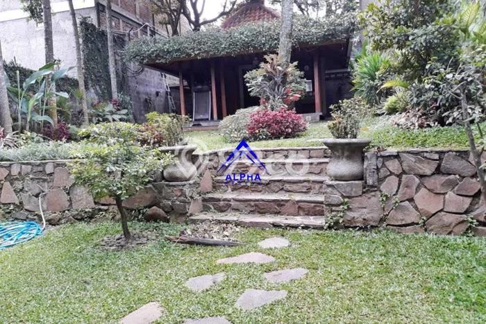 Dijual Rumah Luas Megah Dengan View Eksklusif di Cigadung, Bandung Dijual Rumah Luas Megah Dengan View Eksklusif di Cigadung, Bandung