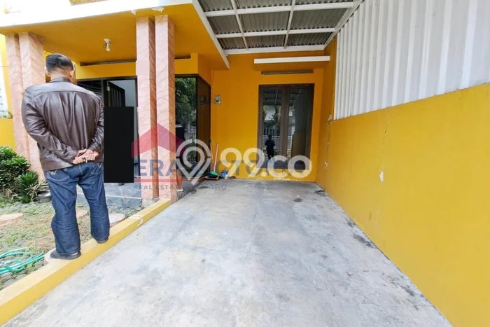 PROPERTI UNGGULAN! Rumah area , 3 KM, Lingkungan Premium, Luas 105m2m² LB 70m2m² PROPERTI UNGGULAN! Rumah area , 3 KM, Lingkungan Premium, Luas 105m2m² LB 70m2m²