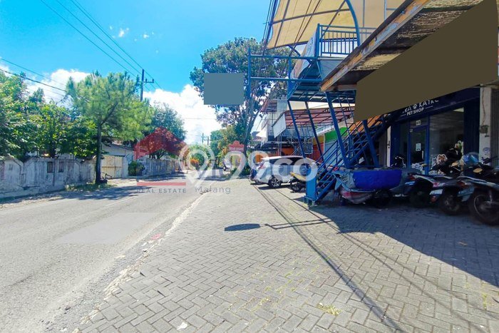 Unit Ruko Disewakan di Soekarno Hatta di Area Ramai & Strategis Unit Ruko Disewakan di Soekarno Hatta di Area Ramai & Strategis