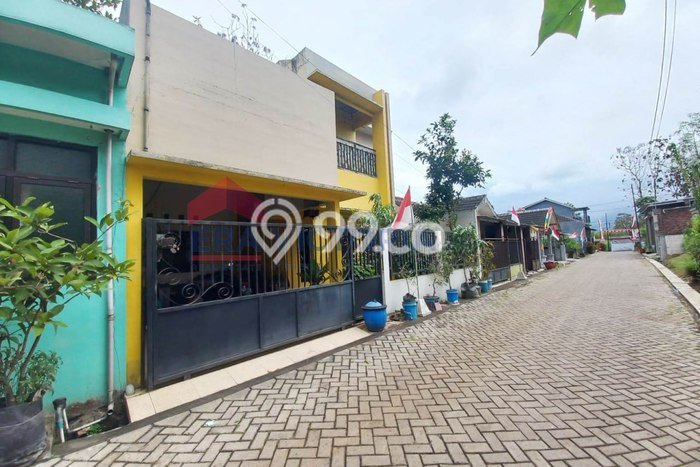 Dijual Rumah 3 Kamar Lokasi Ideal Bagus dan Strategis di Singosari Dijual Rumah 3 Kamar Lokasi Ideal Bagus dan Strategis di Singosari