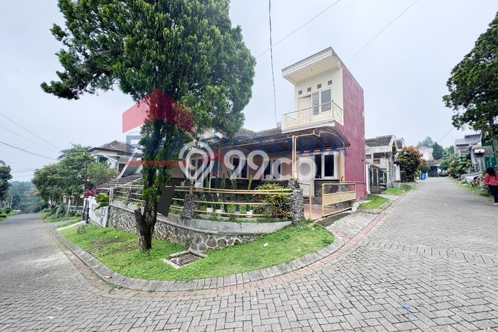 Hunian Cantik Modern Lb 109m2 di Karangploso, Malang Hunian Cantik Modern Lb 109m2 di Karangploso, Malang