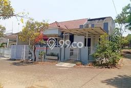 For Sale Rumah 4 Kamar Lokasi Ideal Nyaman dan Strategis di Singosari For Sale Rumah 4 Kamar Lokasi Ideal Nyaman dan Strategis di Singosari