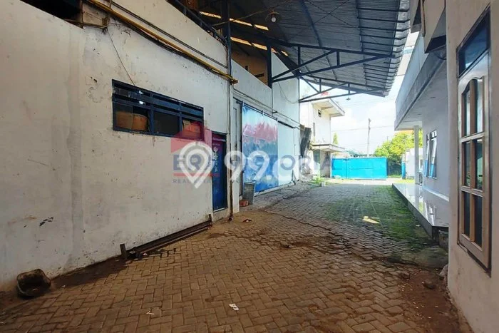 Gudang Disewakan di Area Ramai Singosari, Malang Gudang Disewakan di Area Ramai Singosari, Malang